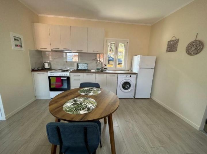 Anmare Holiday home *